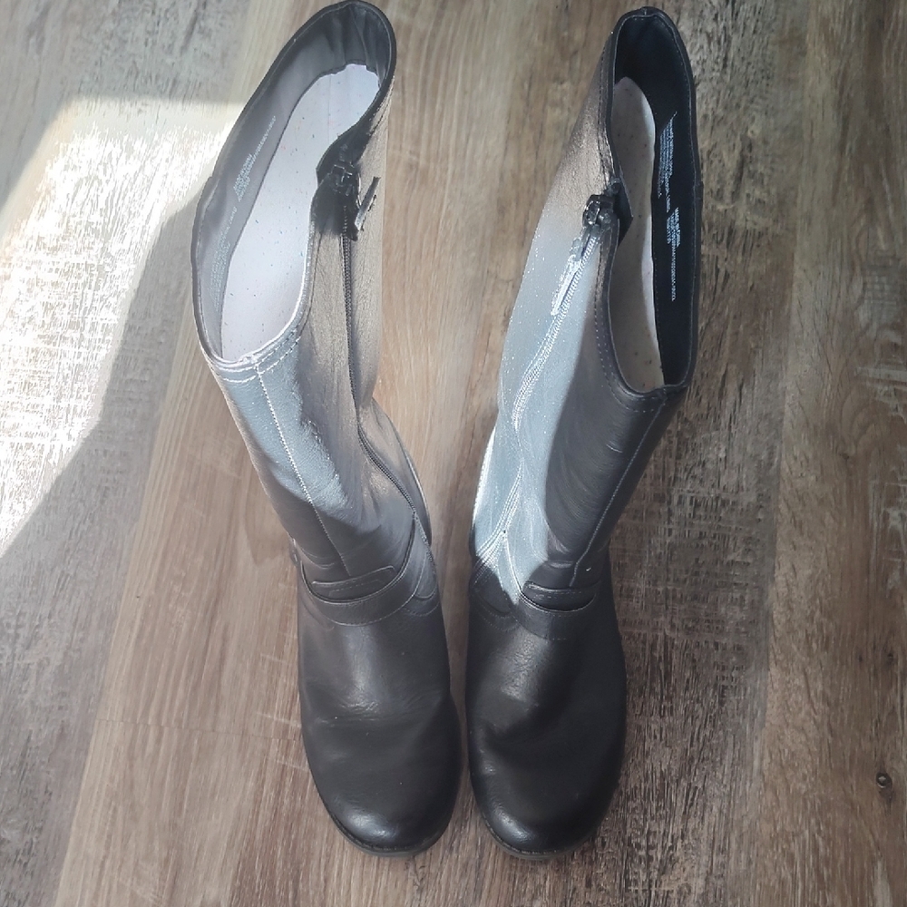 Cat & Jack Boots
